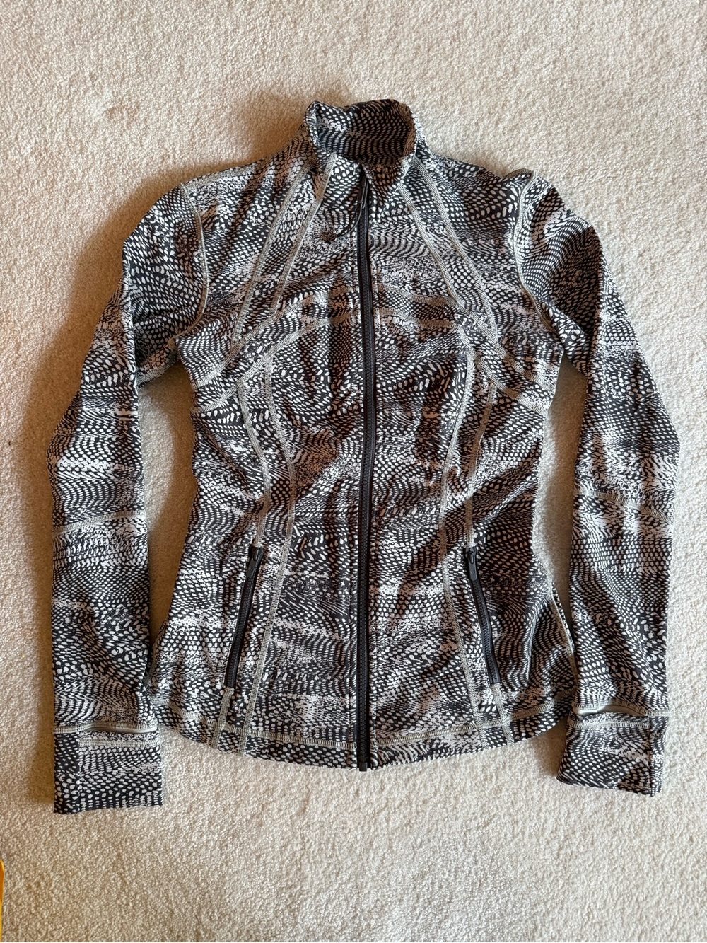 lululemon Define Jacket Black and White Patterned Zip-Up Tailored Slim Fit